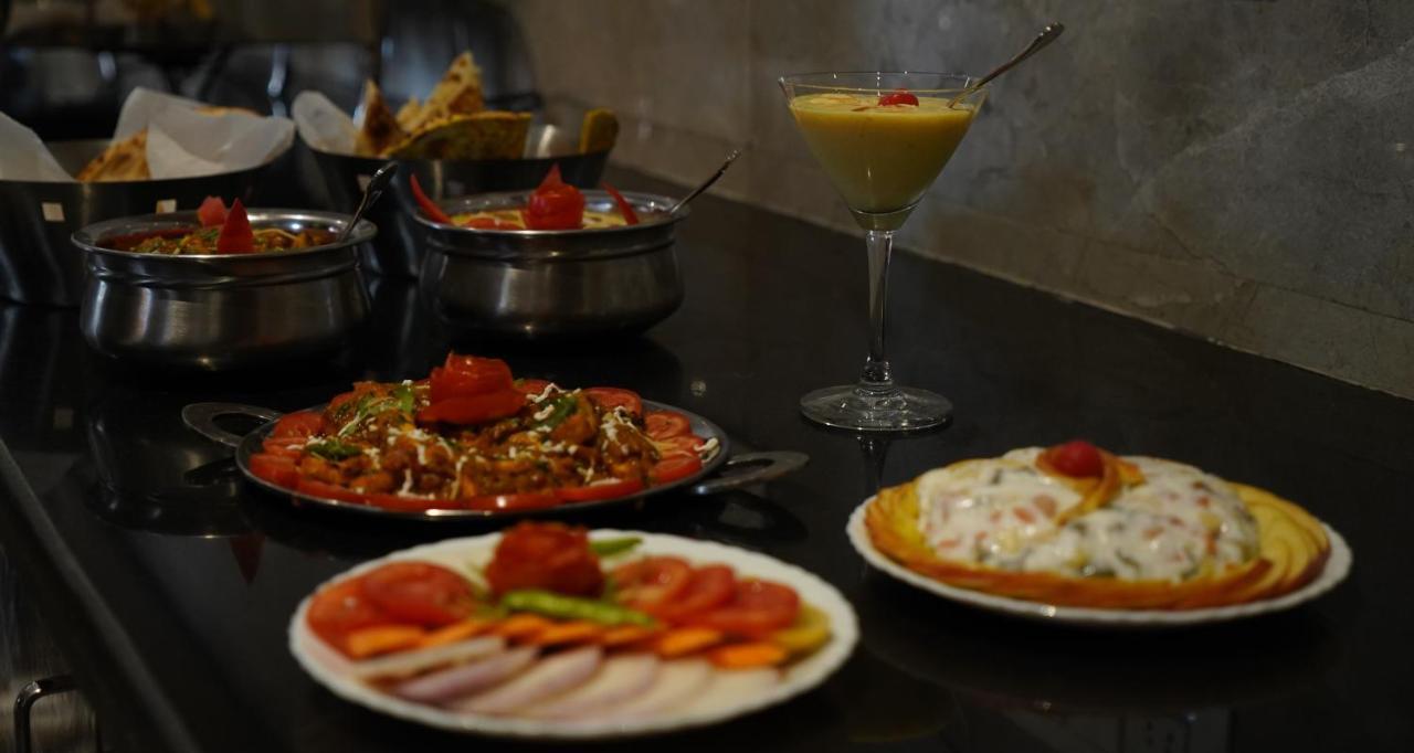 Hotel Shanti Sagar Kharar Eksteriør bilde