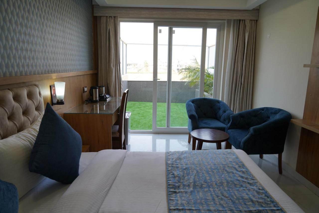 Hotel Shanti Sagar Kharar Eksteriør bilde