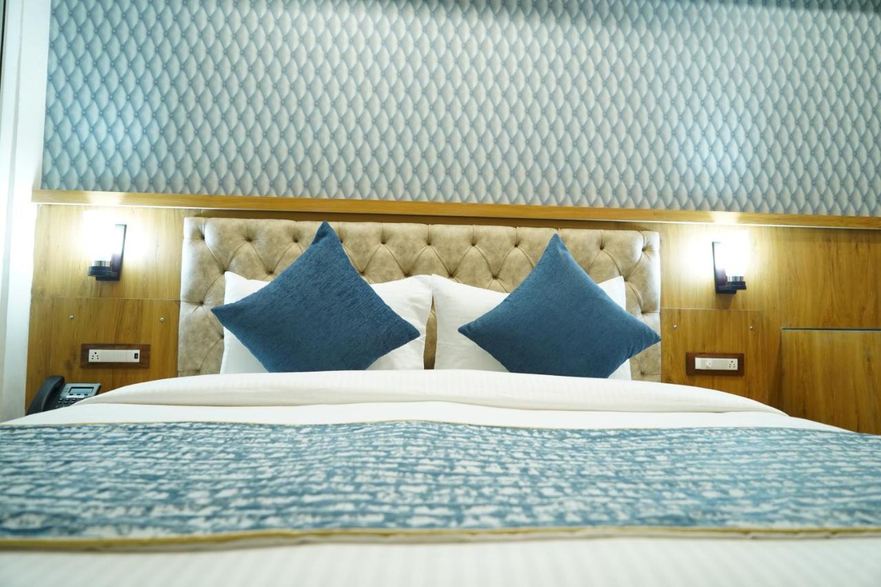 Hotel Shanti Sagar Kharar Eksteriør bilde