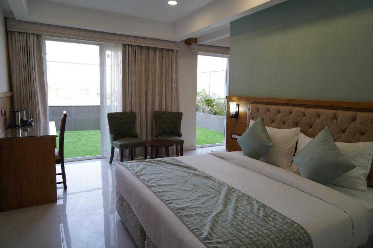 Hotel Shanti Sagar Kharar Eksteriør bilde