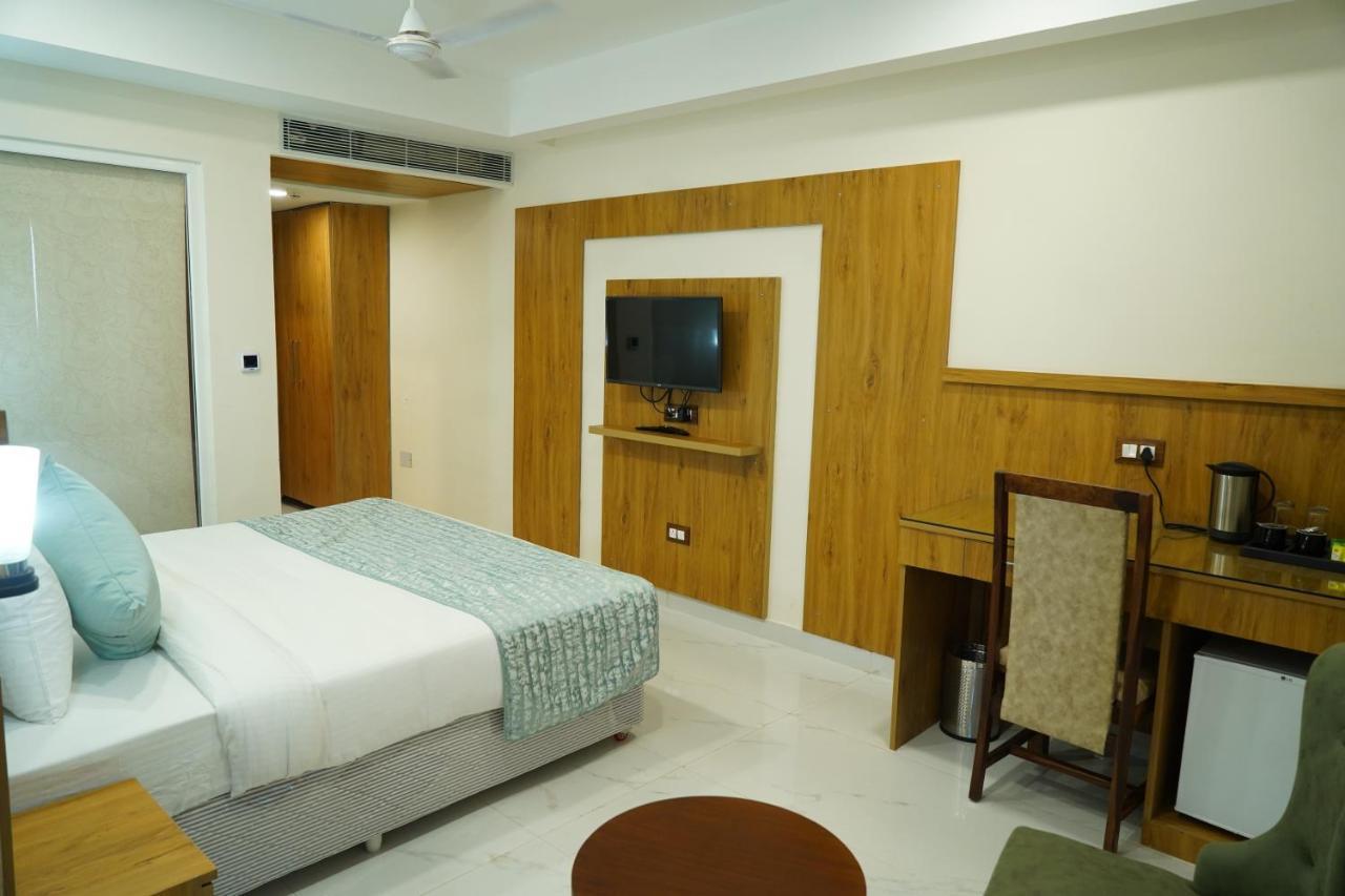 Hotel Shanti Sagar Kharar Eksteriør bilde